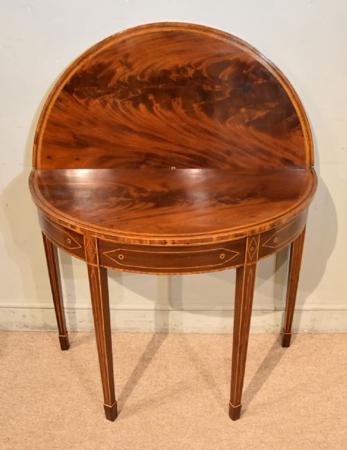18TH CENTURY MAHOGANY DEMI LUNE TEA TABLE - ADDITIONAL PHOTO 6