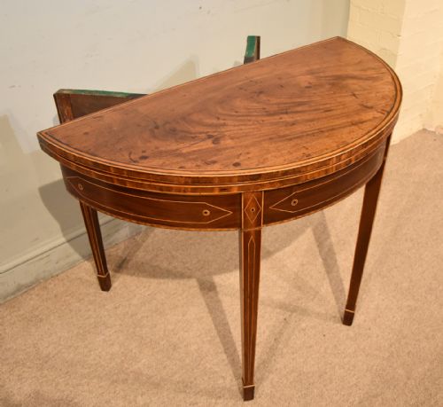 18TH CENTURY MAHOGANY DEMI LUNE TEA TABLE - ADDITIONAL PHOTO 7