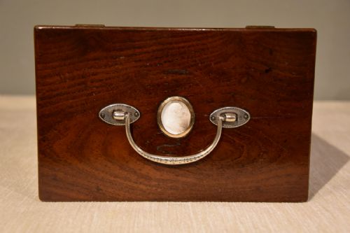 GEORGIAN TEA CHEST WITH SOLID SILVER HANDLE - ADDITIONAL PHOTO 3