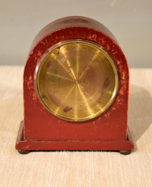 EARLY 20TH CENTURY RED CHINOISERIE MANTEL CLOCK - ADDITIONAL PHOTO 5