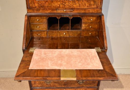 GEORGE I BURR WALNUT BUREAU CABINET - ADDITIONAL PHOTO 4
