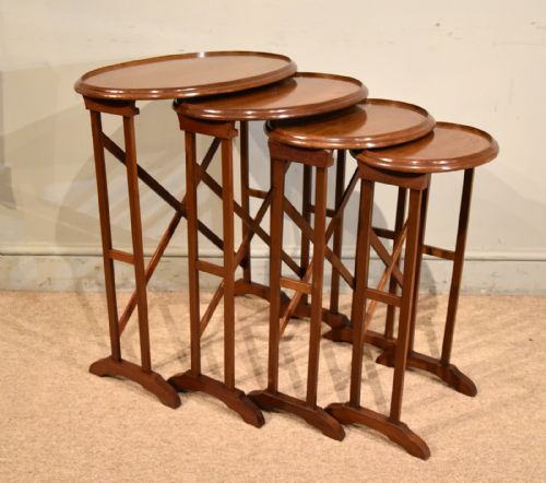 EDWARDIAN NEST OF FOUR TABLES OF OVAL SHAPE - ADDITIONAL PHOTO 8