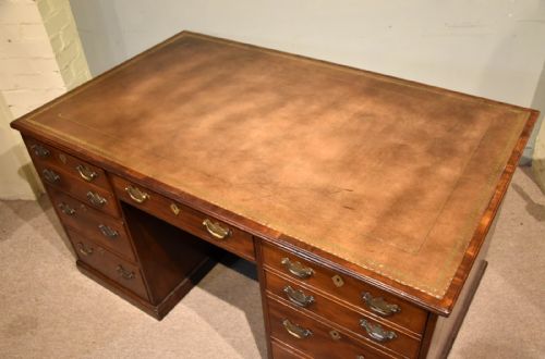 MAHOGANY PEDESTAL DESK WITH LEATHER TOP 19TH CENTURY - ADDITIONAL PHOTO 4