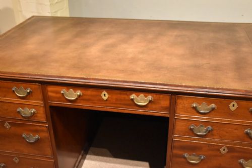 MAHOGANY PEDESTAL DESK WITH LEATHER TOP 19TH CENTURY - ADDITIONAL PHOTO 8