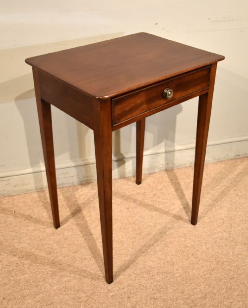 GEORGIAN MAHOGANY OCCASIONAL TABLE - ADDITIONAL PHOTO 3