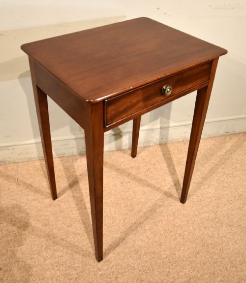 GEORGIAN MAHOGANY OCCASIONAL TABLE - ADDITIONAL PHOTO 4