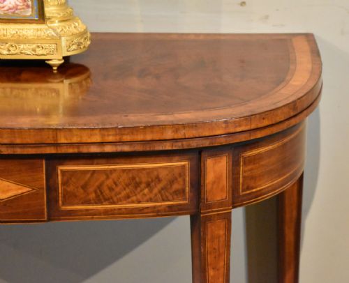18TH CENTURY MAHOGANY CARD TABLE CROSSBANDED IN SATINWOOD - ADDITIONAL PHOTO 5