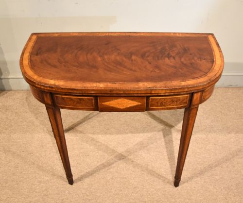 18TH CENTURY MAHOGANY CARD TABLE CROSSBANDED IN SATINWOOD - ADDITIONAL PHOTO 9