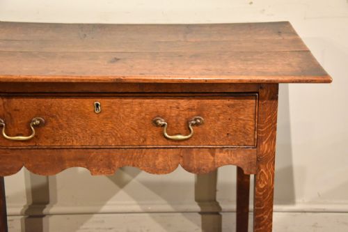 MID 18TH CENTURY OAK SIDE TABLE - ADDITIONAL PHOTO 6