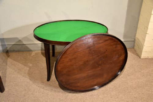 AN ELEGANT GEORGIAN TRAY ON STAND - ADDITIONAL PHOTO 3