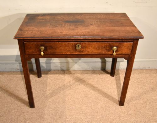 18TH CENTURY OAK SIDE TABLE - ADDITIONAL PHOTO 1