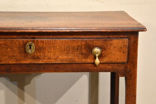 18TH CENTURY OAK SIDE TABLE - ADDITIONAL PHOTO 6