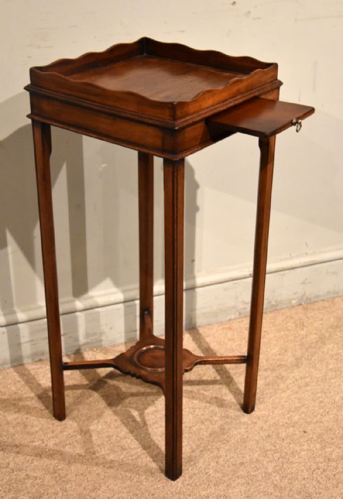 LATE 19TH CENTURY MAHOGANY URN STAND - ADDITIONAL PHOTO 3