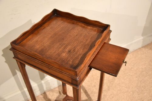 LATE 19TH CENTURY MAHOGANY URN STAND - ADDITIONAL PHOTO 4