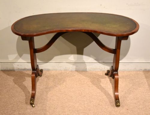 GEORGE III MAHOGANY KIDNEY SHAPED WRITING TABLE - ADDITIONAL PHOTO 1