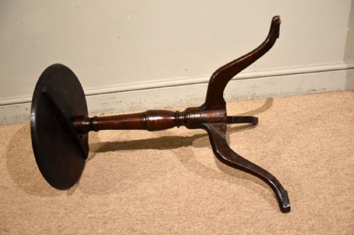 GEORGE III OAK LAMP TRIPOD TABLE - ADDITIONAL PHOTO 5