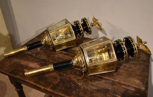 19TH CENTURY BRASS CONVERTED CARRIAGE LAMPS - ADDITIONAL PHOTO 5