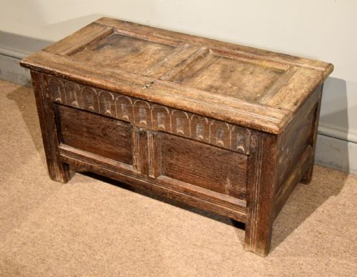 SMALL TWO PANEL OAK COFFER - ADDITIONAL PHOTO 1