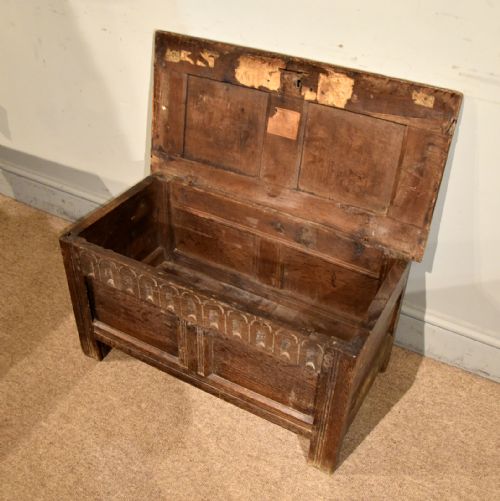 SMALL TWO PANEL OAK COFFER - ADDITIONAL PHOTO 3