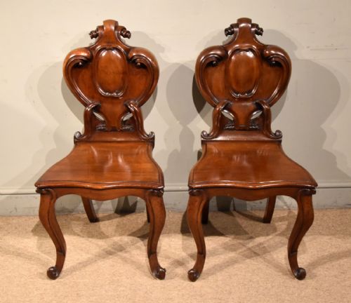 PAIR OF 19TH CENTURY CUBAN MAHOGANY CHAIRS - ADDITIONAL PHOTO 1