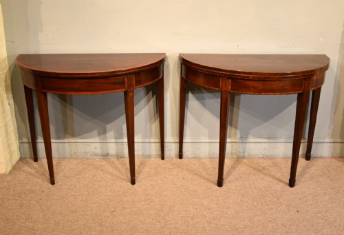 PAIR 18TH CENTURY MAHOGANY DEMI LUNE CARD TABLES - ADDITIONAL PHOTO 3