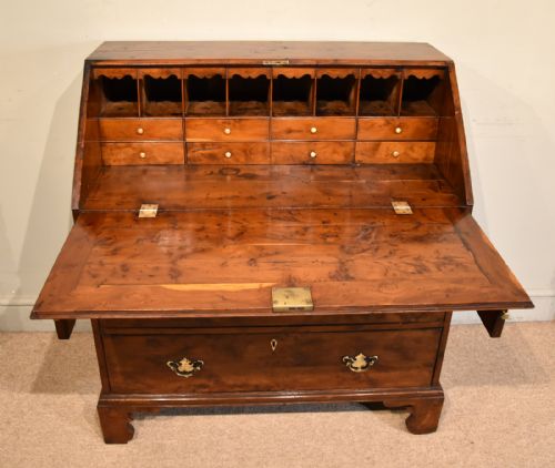 GEORGE II YEW WOOD BUREAU - ADDITIONAL PHOTO 4