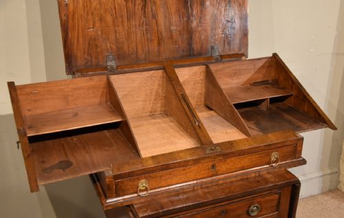 QUEEN ANNE WALNUT WRITING DESK SLOPE - ADDITIONAL PHOTO 2