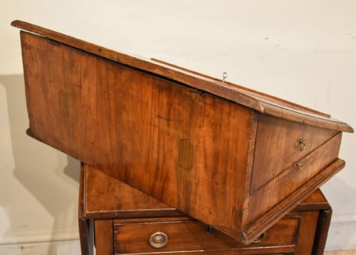 QUEEN ANNE WALNUT WRITING DESK SLOPE - ADDITIONAL PHOTO 5