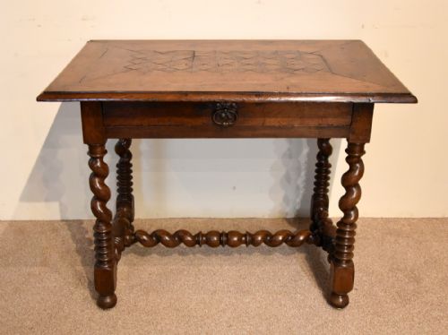 LATE 17TH CENTURY PARQUETRY SIDE TABLE - ADDITIONAL PHOTO 1
