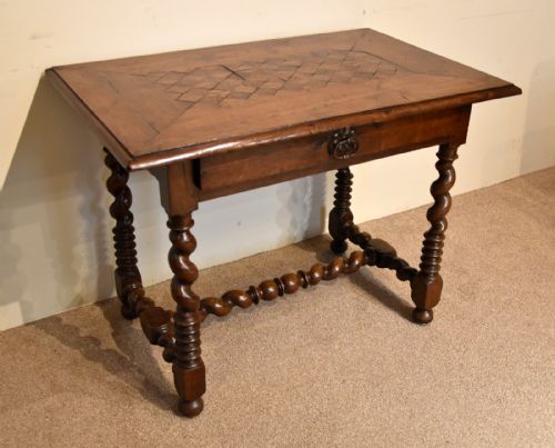 LATE 17TH CENTURY PARQUETRY SIDE TABLE - ADDITIONAL PHOTO 4