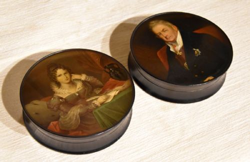 RARE PAIR OF PAPIER MACHE STOBWASSER TABLE SNUFF BOXES - ADDITIONAL PHOTO 1