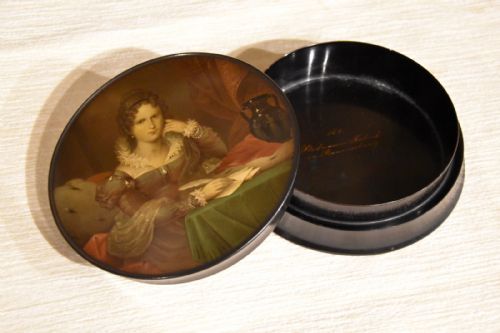 RARE PAIR OF PAPIER MACHE STOBWASSER TABLE SNUFF BOXES - ADDITIONAL PHOTO 4