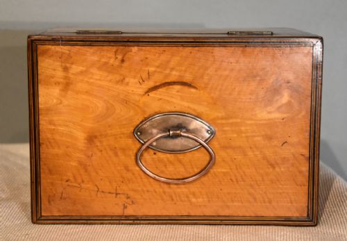GEORGE III SATINWOOD TEA CHEST WITH TRADE LABELS - ADDITIONAL PHOTO 4