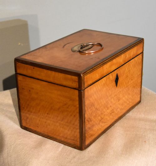 GEORGE III SATINWOOD TEA CHEST WITH TRADE LABELS - ADDITIONAL PHOTO 5