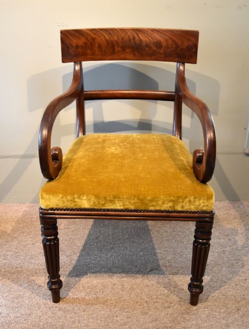 PAIR OF REGENCY PERIOD MAHOGANY ARMCHAIRS - ADDITIONAL PHOTO 1