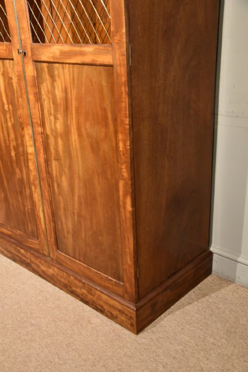 REGENCY PERIOD GENTLEMAN'S HANGING WARDROBE - ADDITIONAL PHOTO 7