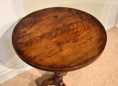EARLY 19TH CENTURY OAK TRIPOD TABLE - ADDITIONAL PHOTO 2