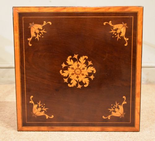 FINE QUALITY MARQUETRY INLAID OCCASIONAL TABLE - ADDITIONAL PHOTO 3