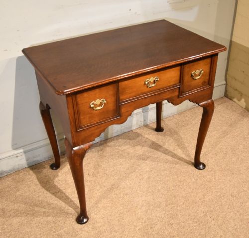 LATE 18TH CENTURY OAK LOWBOY - ADDITIONAL PHOTO 2
