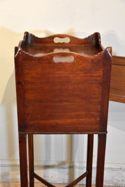 GEORGE III MAHOGANY BEDSIDE CUPBOARD - ADDITIONAL PHOTO 6