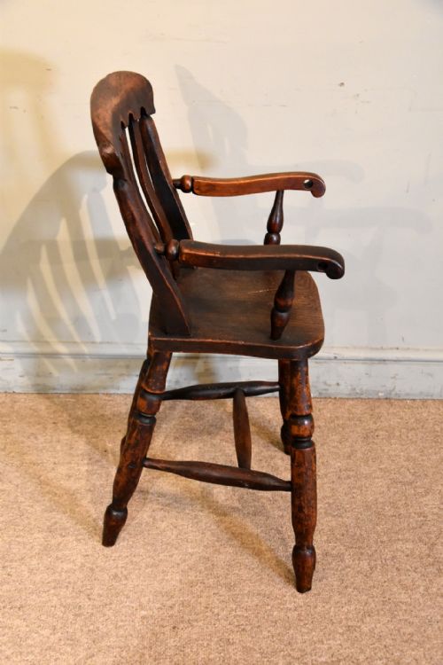 EARLY 19TH CENTURY ELM CHILD'S CHAIR - ADDITIONAL PHOTO 3