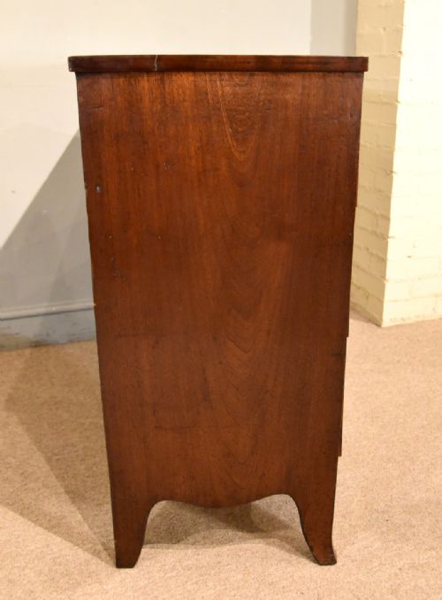 EARLY 19TH CENTURY MAHOGANY BOW FRONT CHEST OF DRAWERS - ADDITIONAL PHOTO 5