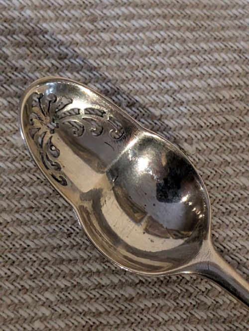 SILVER MOAT SPOON BY ELIZABETH OLDFIELD - ADDITIONAL PHOTO 5
