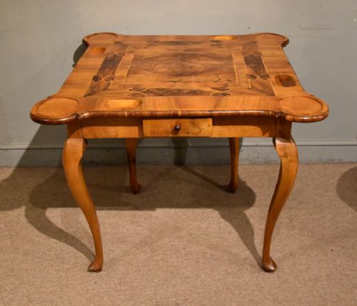 18TH CENTURY WALNUT FOLDING GAMES TABLE - ADDITIONAL PHOTO 2