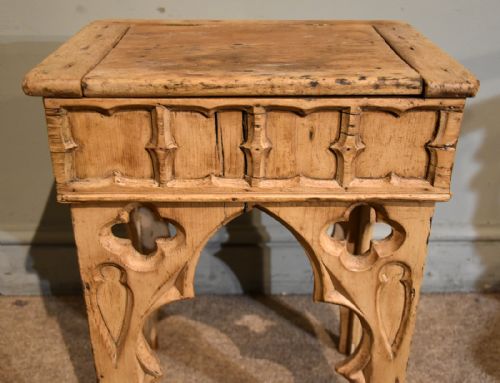 19TH CENTURY GOTHIC STYLE BOX STOOL - ADDITIONAL PHOTO 2