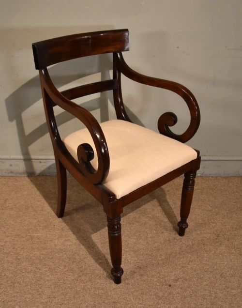 PAIR OF WILLIAM IV MAHOGANY ARMCHAIRS - ADDITIONAL PHOTO 3