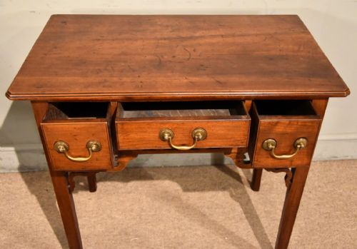 18TH CENTURY CHERRY WOOD COUNTRY LOWBOY - ADDITIONAL PHOTO 5