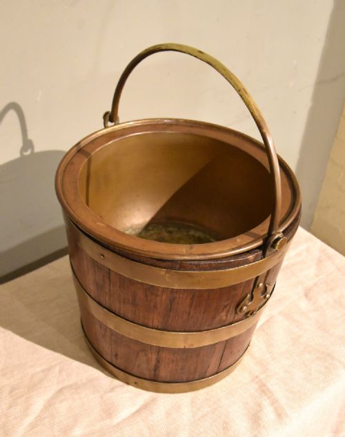 19TH CENTURY OAK AND BRASS BOUND PLANTER ICE BUCKET - ADDITIONAL PHOTO 5