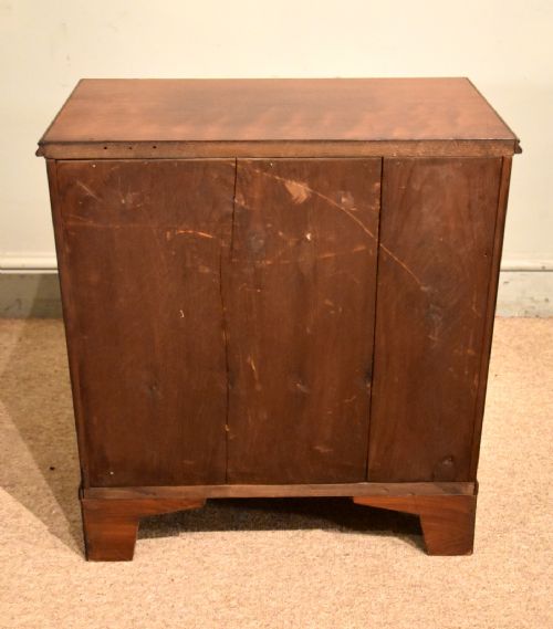 SMALL EDWARDIAN MAHOGANY CHEST OF DRAWERS - ADDITIONAL PHOTO 5