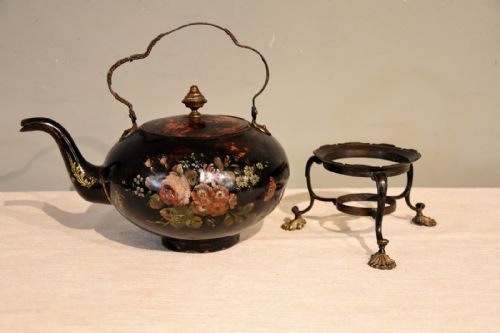 EARLY 19TH CENTURY TOLEWARE KETTLE ON STAND - ADDITIONAL PHOTO 3